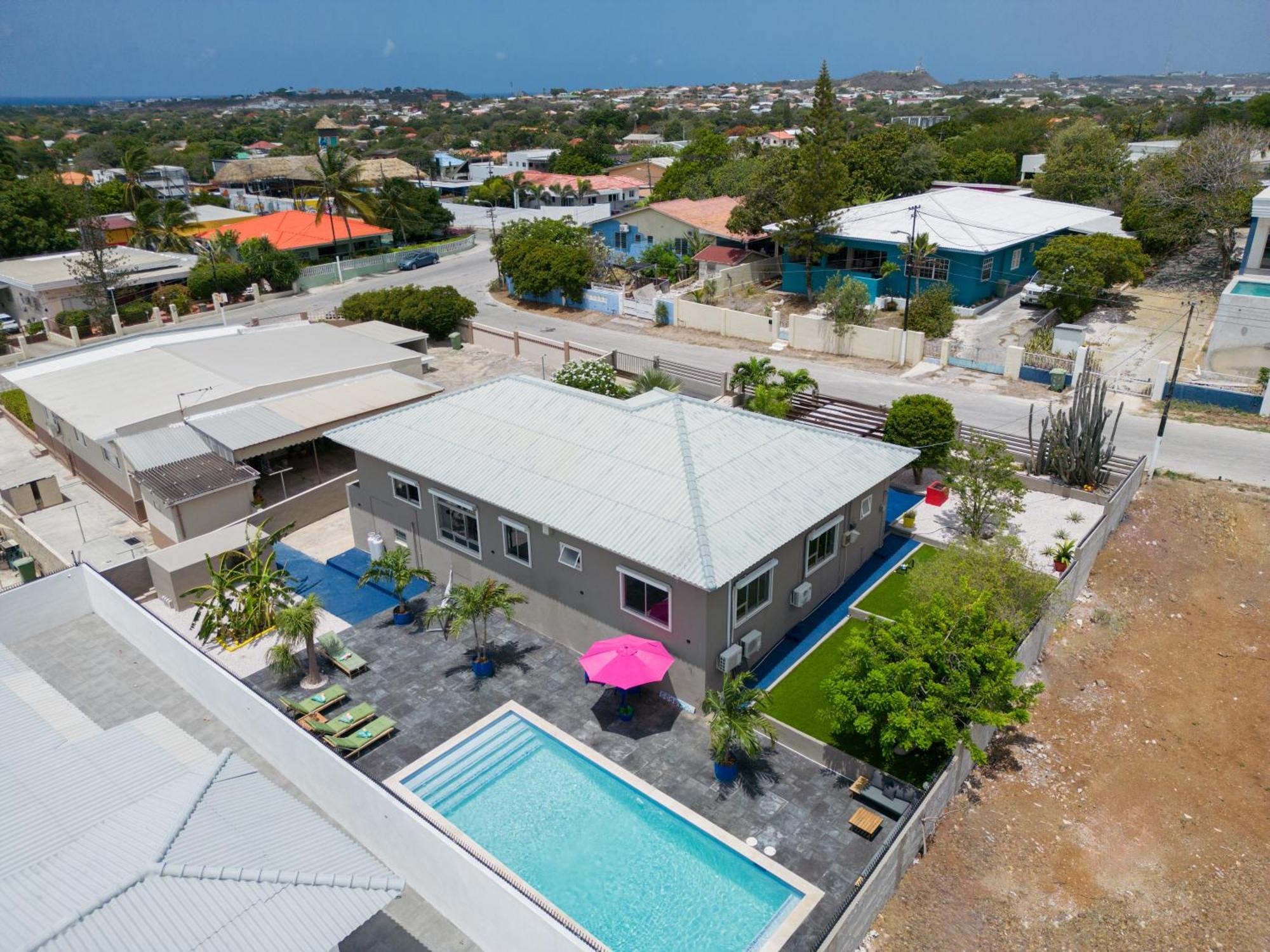 ウィレムスタッド Familiewoning Met Prive Zwembadヴィラ エクステリア 写真